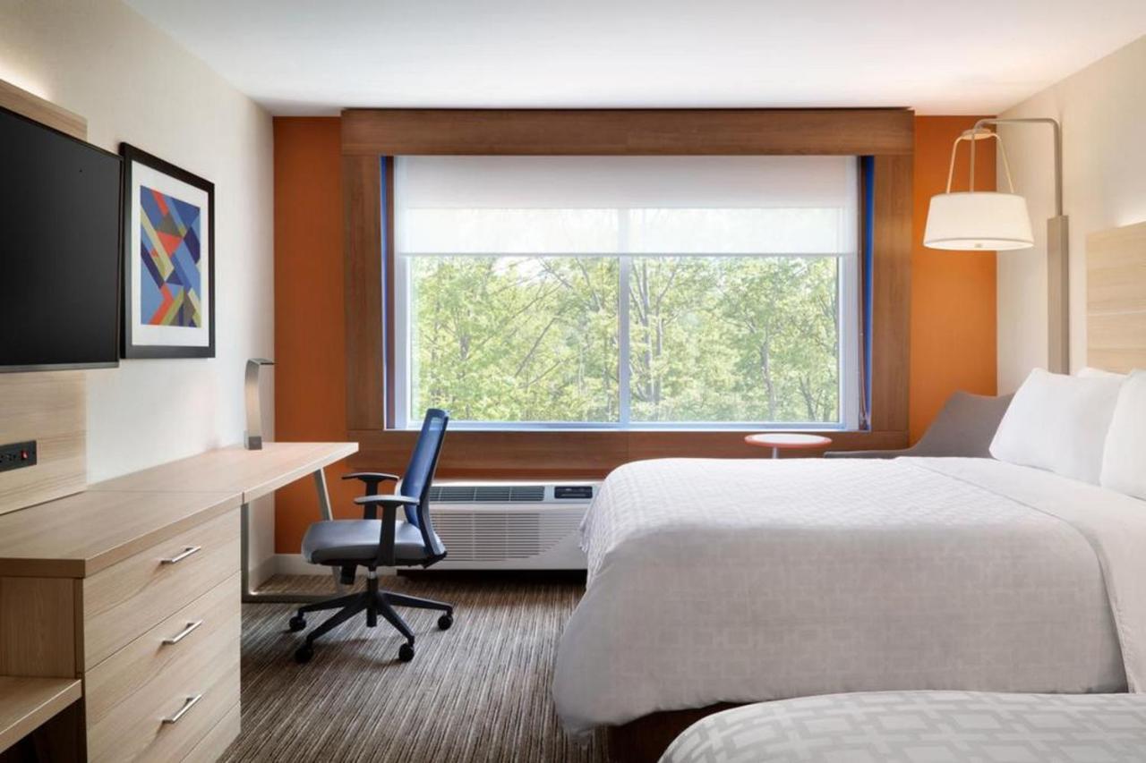 Holiday Inn Express & Suites - Dallas Market Center By Ihg Ngoại thất bức ảnh